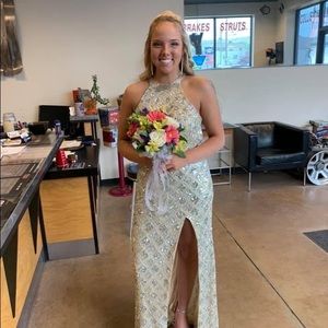 Prom Dress!! Will fit size 6/8